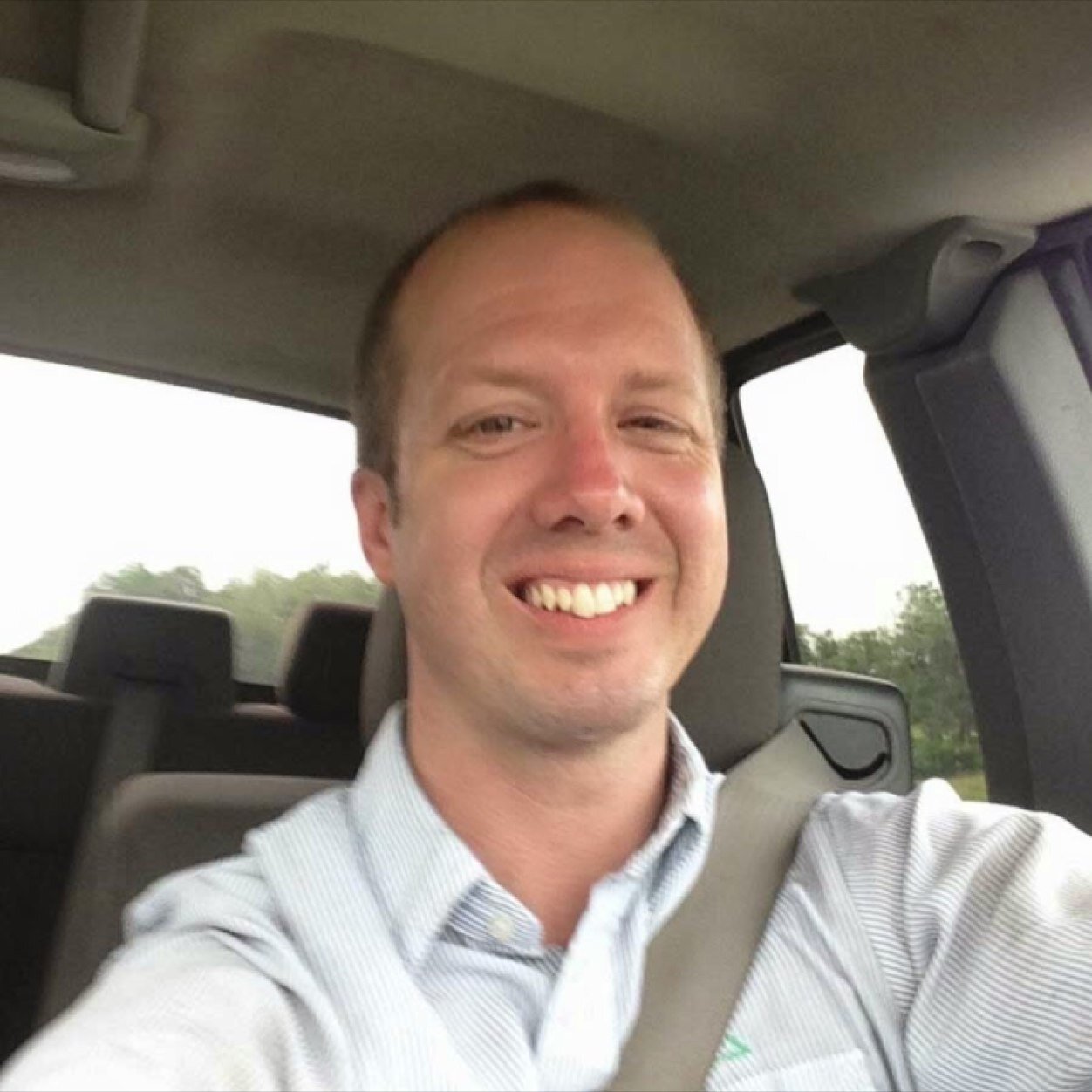New podcast with interviews from successful trucking entrepreneurs. From owner operators to large trucking companies, we hear their stories. Hosted by @Hy__Ryan