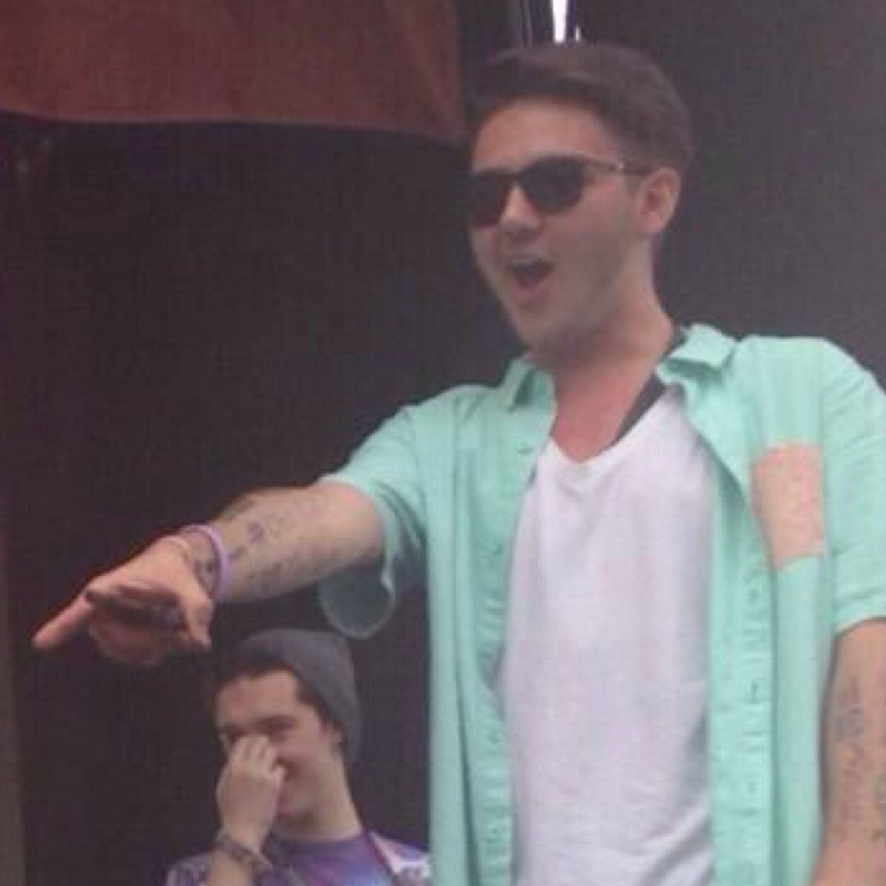 was @aZanyZebra until i realized spicy dragons are my fav✌ 3/6 SDK & Josh Chomik