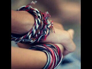 kik : Veryhappy331  تبي تسعد شخص تحبه بكلام جميل قوله ليا وانا اوصله له للتواصل