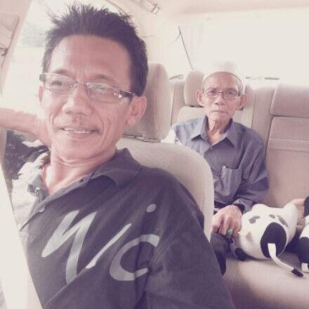 azizbinhajitaha's profile picture. atuk kesayangan