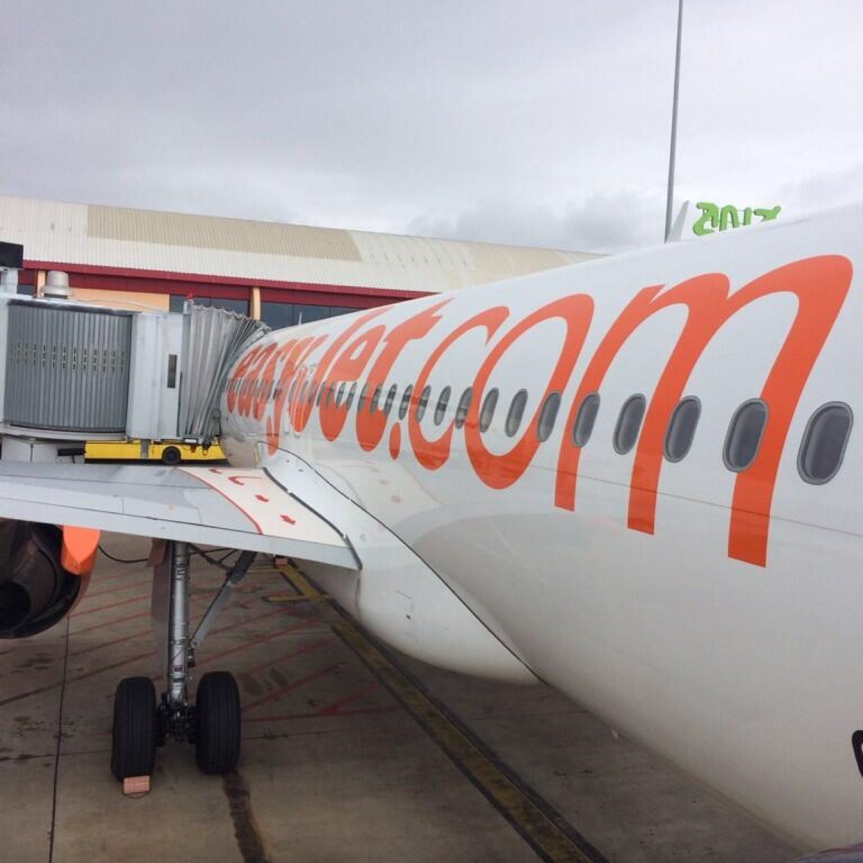 A tribute to all the wankers holidaying around the world! #HolidayWankers
