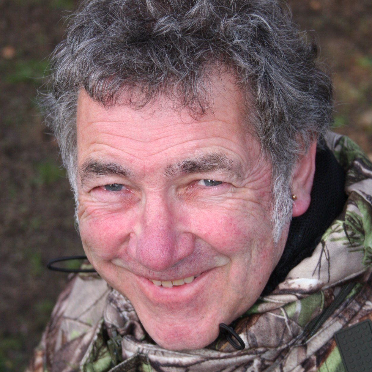 Country bloke, picker-up and dog handler.
I work with wood.