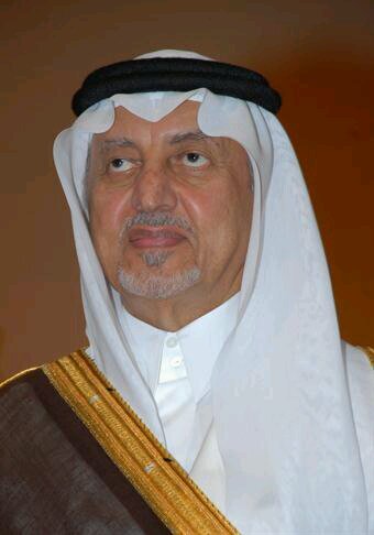 ‏‏‏ذو العقلِ يشقى في النعيمِ بعقلهِ ......وأخو الجهالةِ في الشقاوةِ ينعمُ 