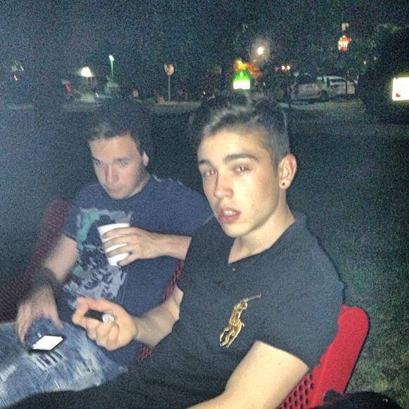 Peretto2's profile picture. Follow me les gens !