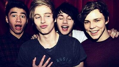 Here we're dedicated to One Direction and 5 Seconds Of Summer! Follow us! We follow back!