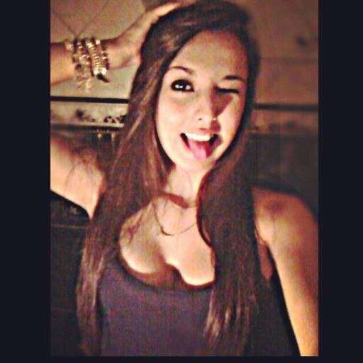 Insta: gabitenorio2                                          segue la :)