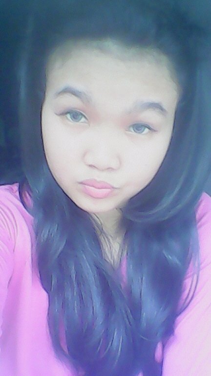 Sabrinasyifa2's profile picture. kebahagian orang tua dan keluarga itu lebih dari segalanya ;)