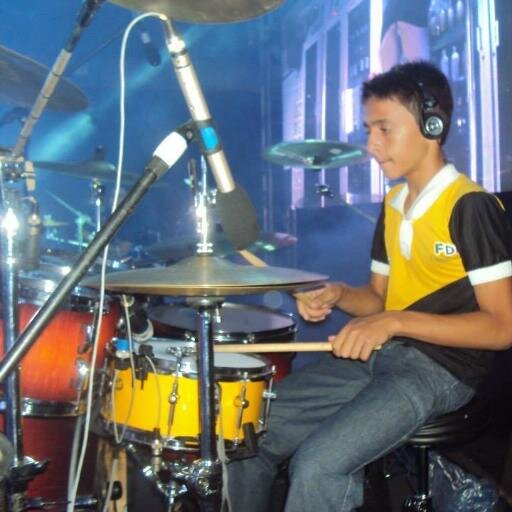 baterista da Banda Forró Stronda