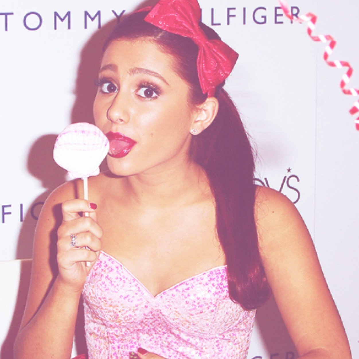 ariana & drugz. ☾ main: @missleximariee. ↞
