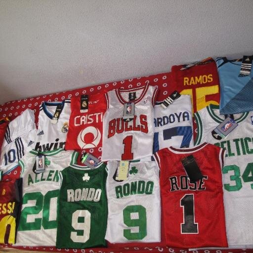 Vendemos las mejores camisetas de Nba y Futbol ,con el mejor servicio y calidad entrega en mano en zaragoza.