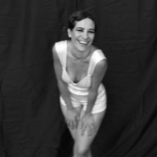 palomapovedano's profile picture. Singer and composer of fussion music Almasäla and Easy wear clothes designer Aliño