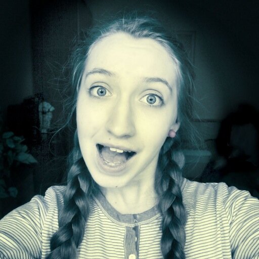 ApplelinaJuice's profile picture. YT