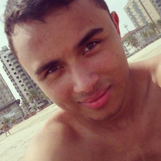 Sou uma pessoa boa,com muitas qualidades...mais também não pise no meu calo..