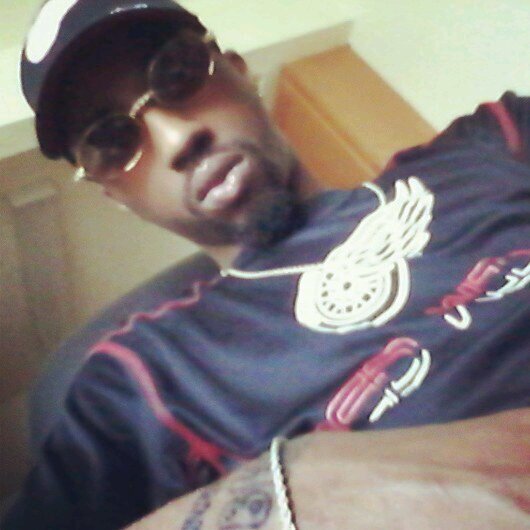 ima father and a barber , upcoming actor and entrepreneur YouTube jakey fades , instagram and Facebook is @Jakeyfades , local barber PONTIAC,MI 2482101345 Hml