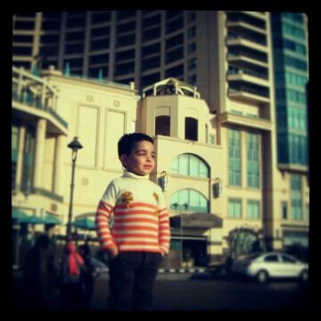 ‏‏‏‏مواطن عادى عمرى ما حلمت بثورة بس دوقت طعم الحريه ومش هتنازل عنها.مسلم.مصرى. اسكندرانى.أهلاوى