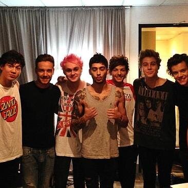 Yes! We are the official fan page of 1D and 5SOS!! xO xO Love ya!