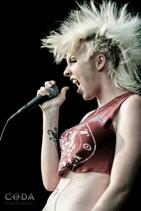 BrooklynsMohawk's profile picture. This is @BrooklynAllman 's famous mohawk! She sings & rocks in a band @PictureMeBroken ! She's also a godess & one of the hottest chicks in Rock 'N' Roll ever!