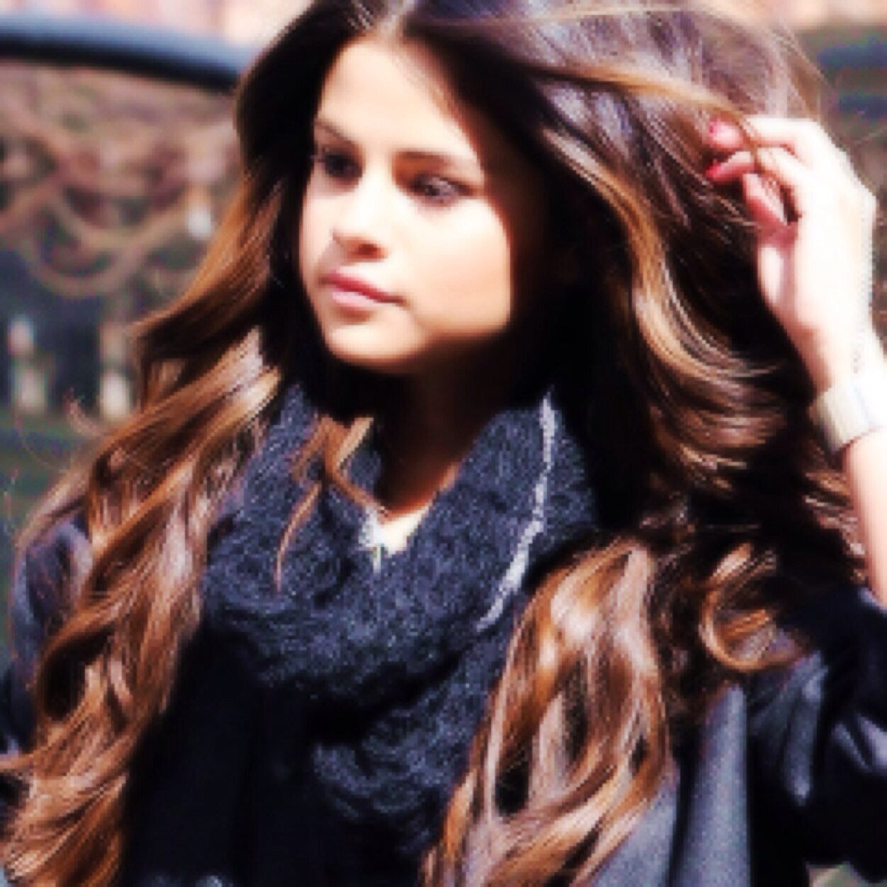 FREE FOLLOW FROM @vogueforari