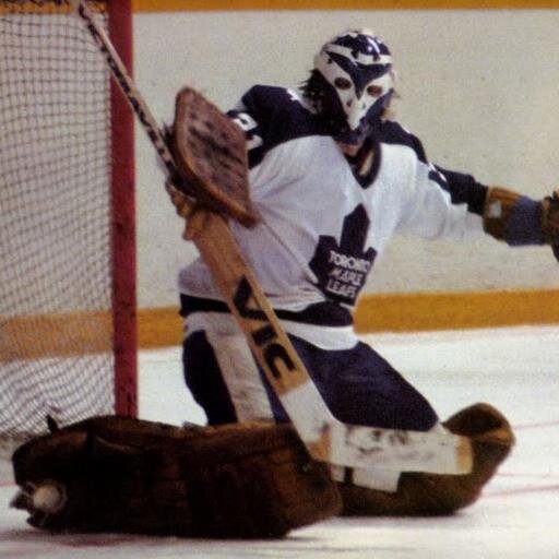 Wooden sticks and leather pads advocate.