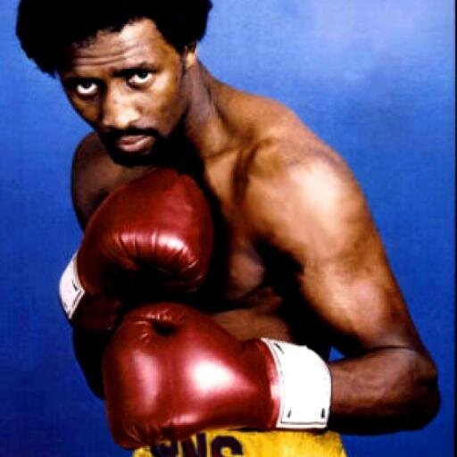 NachBello's profile picture. Amaos los unos sobre los otros.