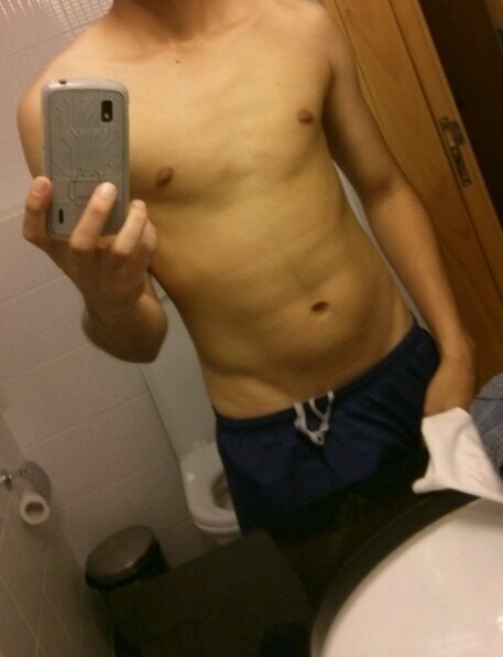 kinkybbot's profile picture. Pendiente por aqui de ver que se consigue.. Solo varones activos