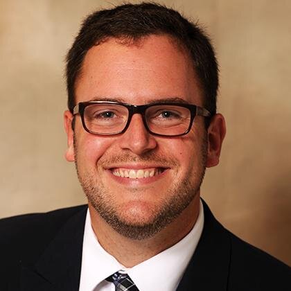 Director of Laurentian Engagement at St. Lawrence U.  Golfer, Netflix enthusiast and Diet Coke connoisseur.  Not to mention, a Laurentian for Life!