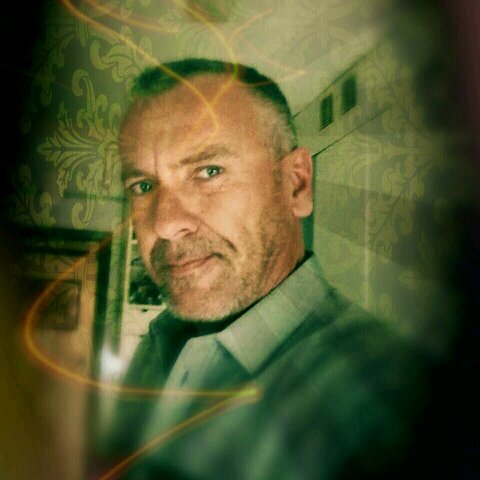 carloslinke's profile picture. Boring??? Nahhh!!!