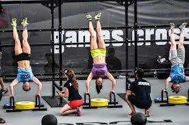 crossfit_4u's profile picture. crossfitters. no pain no gain. tu puedes únete a la gran comunidad del crossfit. cada vez somos mas.