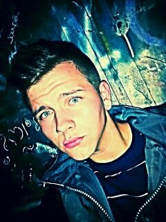 #El infierno puede ser divertido, si estas con el demonio corecto.#**CPM**