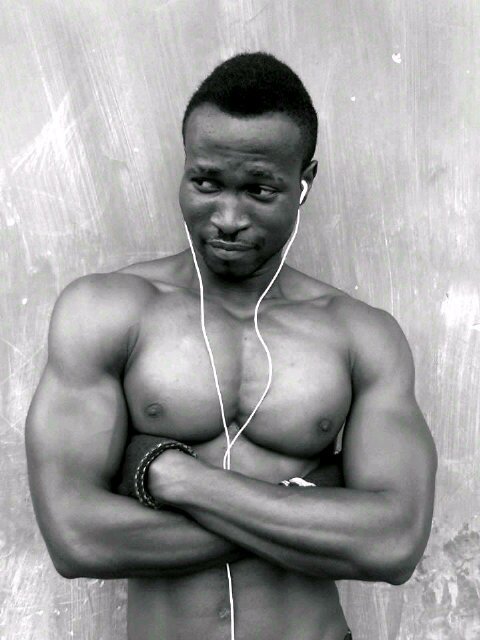 DolapoDollas's profile picture. Am easy going,honest and hardworking....