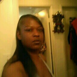 A beautilful woman u ever did see and dont be mad