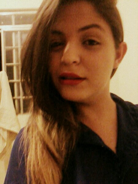 camilaFelipe18's profile picture. 