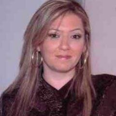 Lillikashefi's profile picture. Photogerafer  & member Human Rights Campaign