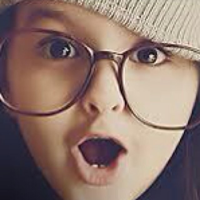 سكاكيه واحب نادي العروبه والقلعه فديت انديتنآ.. ابي صداقات شباب وبنات من سكاكا وبس اللي من سكاكا يجي خاص..