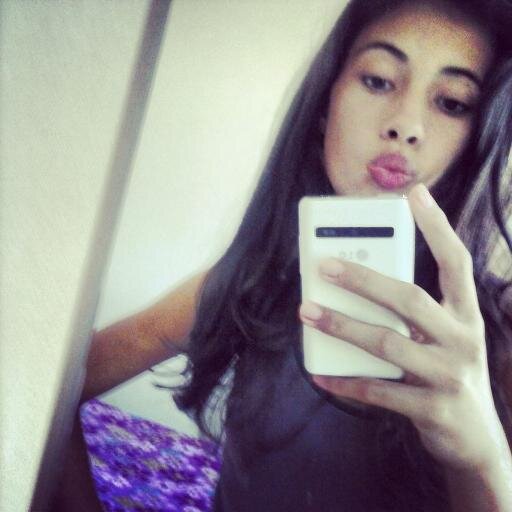 AylaaSilvaa's profile picture. Hm ta!