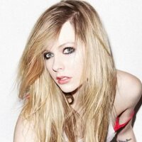 Avril Lavigne (@knh_avrill) 's Twitter Profile