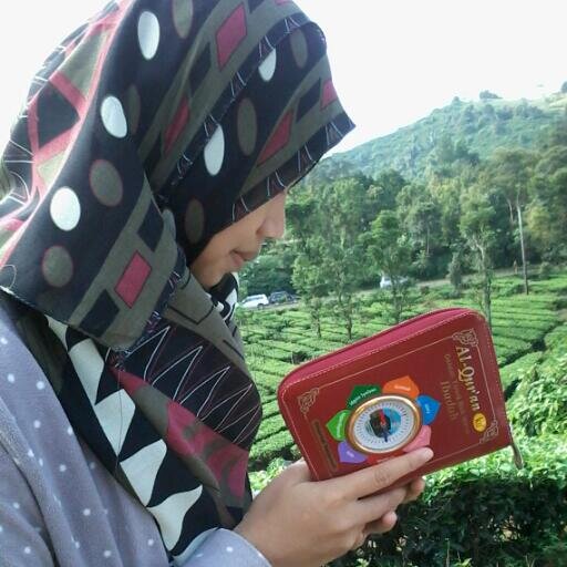 owner @hijabRR_ | #MBM14 #Ecamp90 | berkah bermanfaat berlimpah Aamiin |
mendukung #IndonesiaBerdaya ! invite pin 2B3D76E6