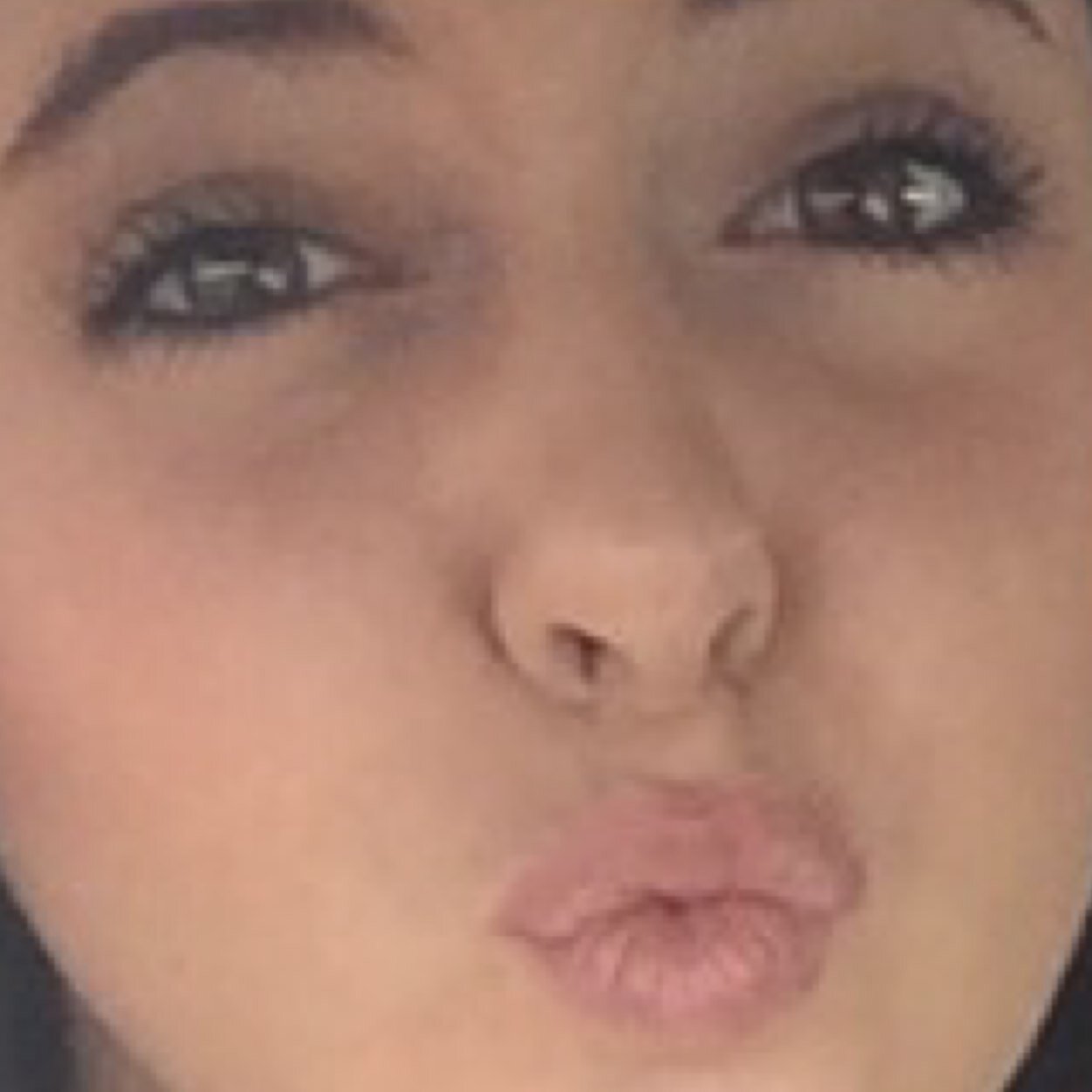 Hi im kenzie and i say stupid shit.