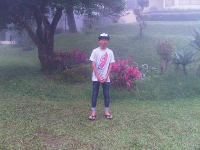 SMP NEGERI 70 JAKARTA                                         •29¦08•32¦6•                                           Jakarta