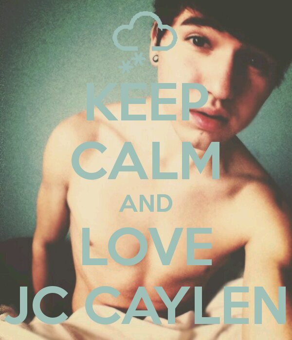 we are the top hoes of the number one cloud called  caylen. enjoy our wierd tweets cx