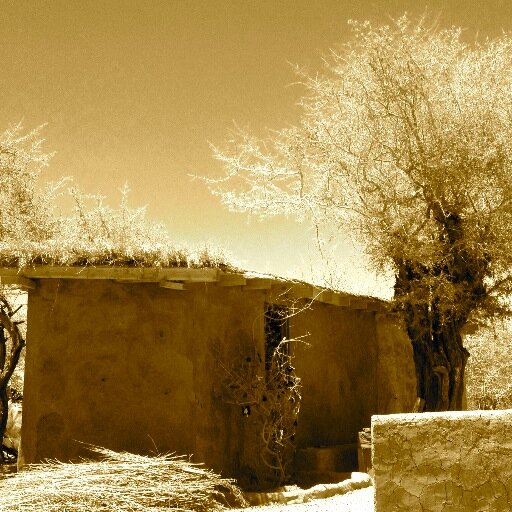 A two villa, exclusive boutique hotel in San Pedro de Atacama, Chile. Personal orientation & private expeditions, fulfills expectations. Environmentally Aware!