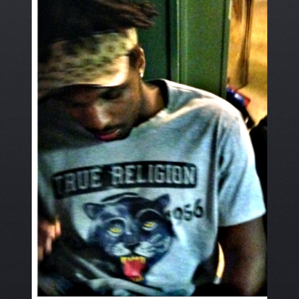 FreeMyPops I Fuks Wid Niggas Dat Been Wid Me From Da Start #M4M Bullets Dont Got No Namez I Stay In My Lane