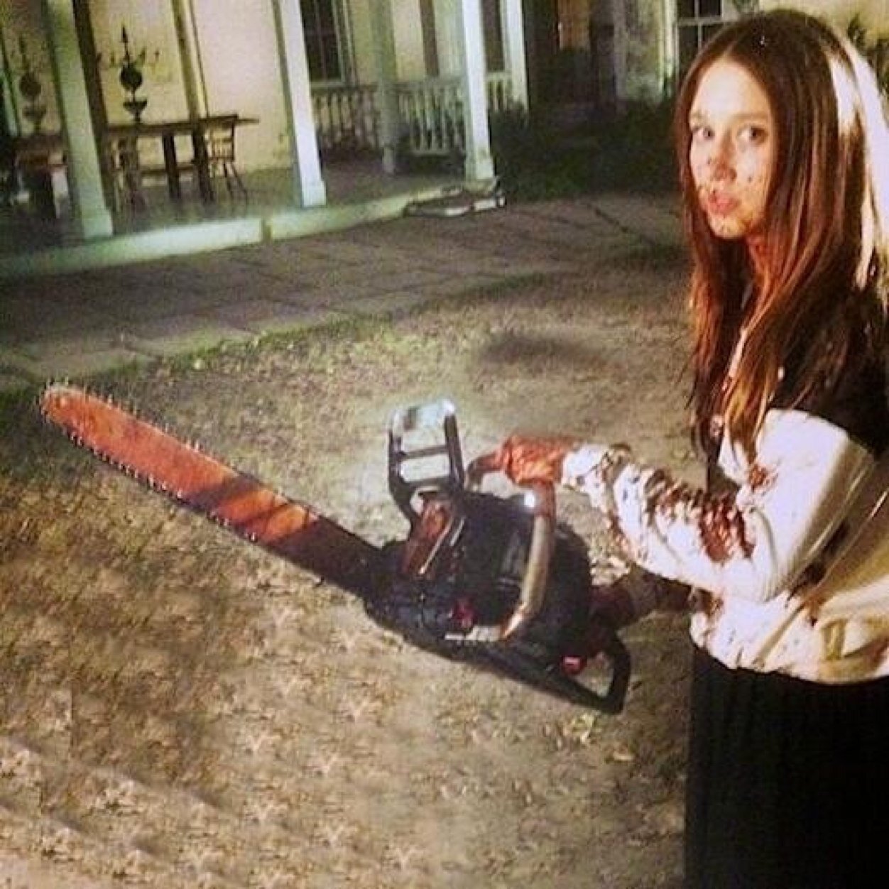 The apocalypse changed me. I don't know who I can trust. I lost my dad, now all I have left is my uncle Daryl. ||BRIGHTON FAVORITED MY TWEET, OMFG||