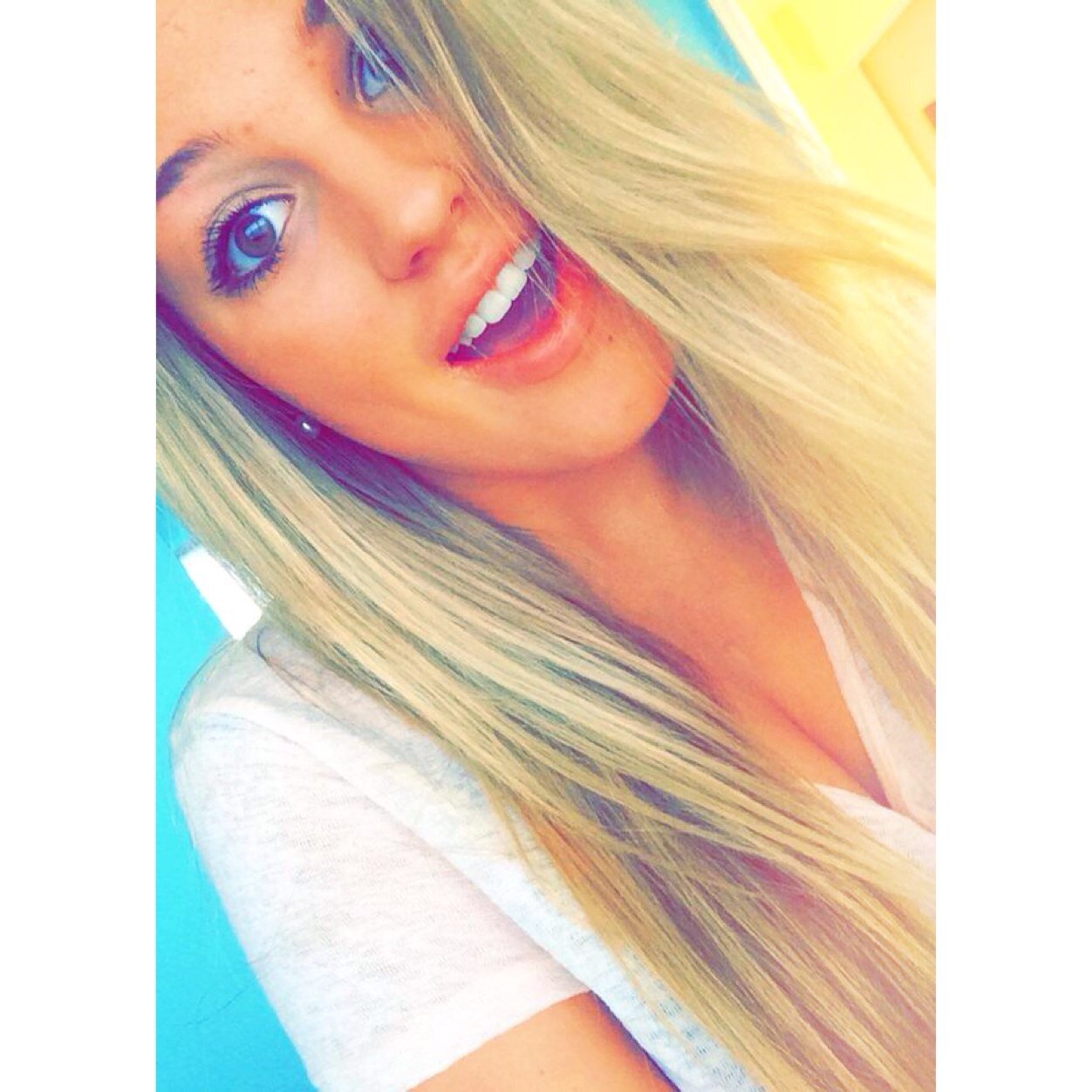 sexysportbabe69's profile picture. insta: rebeccaapousma