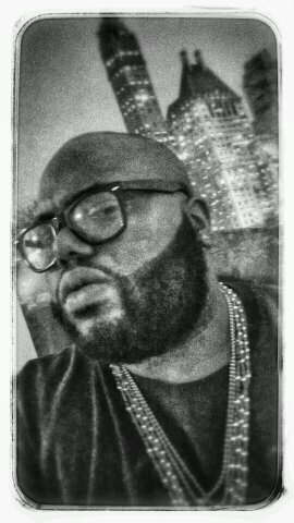 Young educated black men taking life day by day and getting schooled and making that $$$$$. Love dating and being a successful full time father.