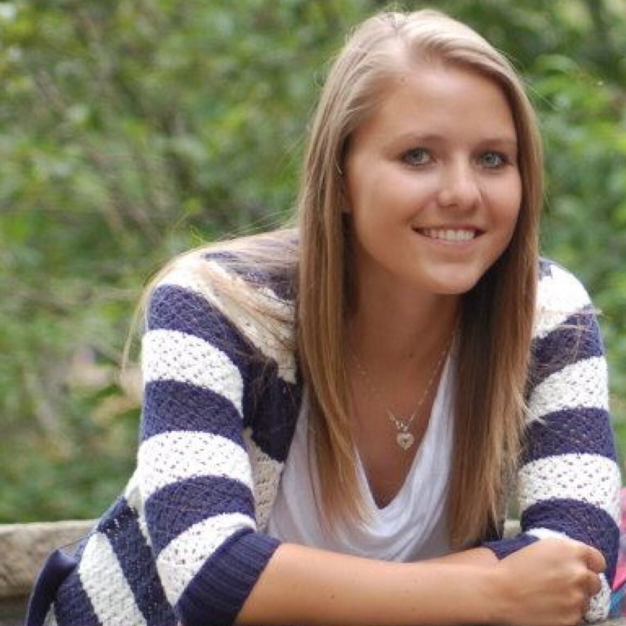 lindseyann17's profile picture. 