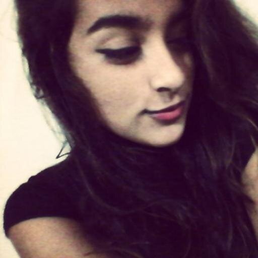 Amante de la musica, teatro, me encanta leer, me gusta lo diferente.   http://t.co/yZrHgMZixJ