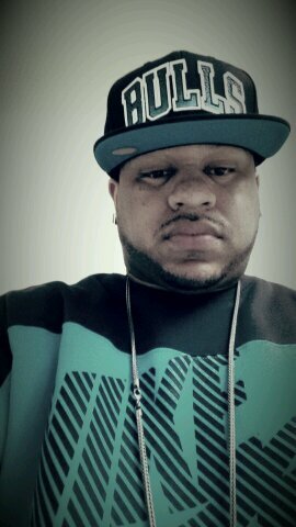 loyal of (SBMG)smackboyz music group
check my music http://t.co/Rwpn57WOSJ Or Pstacks89 on youtube(loyal) microphone fiend (lolife)