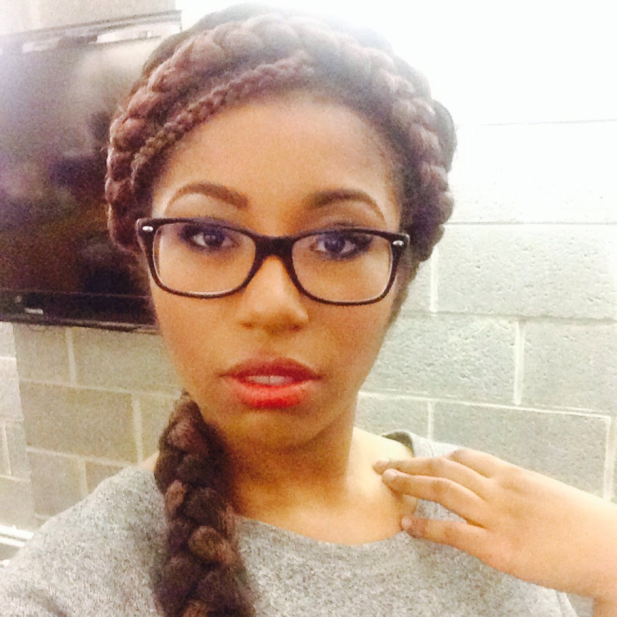 Ashlee | #Mixed | #Boricua | Taurus | College Girl at SCSU | Friends and Family are my life | #teamiphone5 | #followback