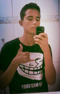 Dizem que o que procuramos e um sentido para a vida. Penso que o que procuramos são experiências que nos façam sentir que estamos vivos.